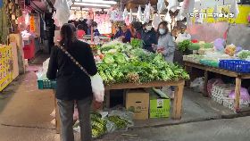 文 市場攤抗議1200