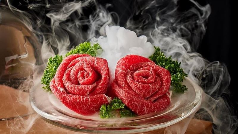 王品鍋物發6000元！嚮辣再加送和牛玫瑰花