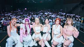 由利善榛、裴頡、C.Holly、連穎、巴倫⽉、席⼦淇組成的新世代唱跳女團「HUR」  AOA ENTERTAINMENT LAB 提供