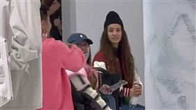 蔡依林現身米蘭，粉絲巧遇天后曝光親民舉動。（圖／翻攝自小紅書）