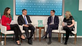 美國防官員：確保侵台代價高得北京無法承受美國國防部主管印太事務助理部長瑞特納（右二）美東時間2日出席哈德遜研究所研討會時表示，美國會持續強化對中國的嚇阻能力，確保侵略的代價高得讓北京無法承受。中央社記者江今葉華盛頓攝  112年3月3日