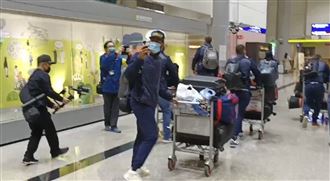 WBC倒數6天！Ａ組球員抵台　球迷熱情迎接