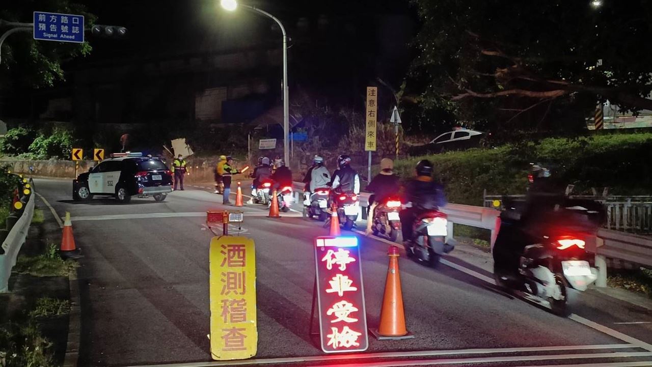噪音車好吵！淡水警掃蕩48噪音車、40無照
