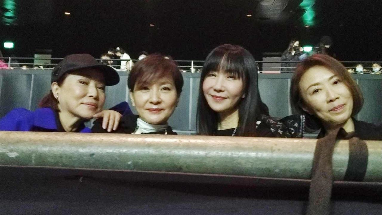 ØZI今晚開唱　台下驚見「大咖貴婦團」