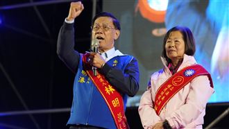 國民黨林明溱太過靠勢、輕敵，等到發現勢頭不妙、為時已晚，就算有「神力女超人」護持，也回天乏術。林明溱臉書