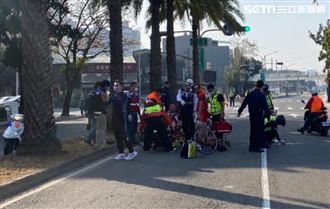 高雄,愛河,鐵人三項,自行車,行人