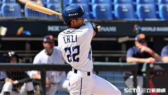 ▲世界棒球經典賽官辦熱身賽，富邦悍將內野手李宗賢敲出高飛犧牲打。（圖／記者劉彥池攝影）