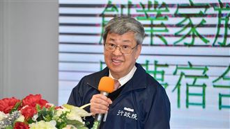 行政院長陳建仁今（5）日視察「南台科大宿舍改善情形」。（圖／行政院提供)