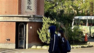 圖／校園口罩鬆綁首日,上學,學生,記者谷庭攝