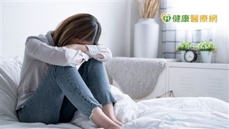 若伴侶是重度憂鬱症病友，平時民眾該注意哪些警訊？又該如何給予支持、協助呢？