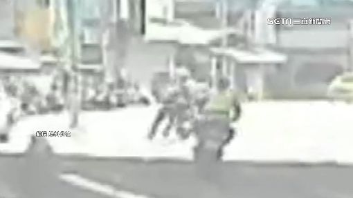 騎士藏大量毒品拒檢衝撞　勇警飛撲遭拖行