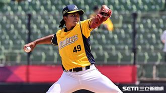 ▲世界棒球經典賽官辦熱身賽，中信兄弟投手余謙。（圖／記者劉彥池攝影）