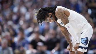 ▲莫蘭特（Ja Morant）因在直播中亮槍遭NBA禁賽，灰熊教頭說：沒有明確的回歸時間。（圖／美聯社／達志影像）