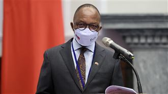 蔡總統接見史瓦帝尼總理戴克禮（3）總統蔡英文6日在總統府接見史瓦帝尼王國總理戴克禮（Cleopas Sipho Dlamini）（圖）訪團，戴克禮致詞表示，史國反對任何國家的霸凌侵略行為，並堅信台灣的自由民主不應受到外部壓力影響。中央社記者張皓安攝  112年3月6日