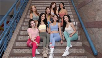 LuxyGirls啦啦隊三立新聞網專訪。（圖／記者楊澍攝影）