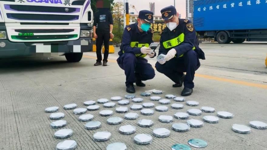 太想入學？海關逮800片走私《霍格華茲》