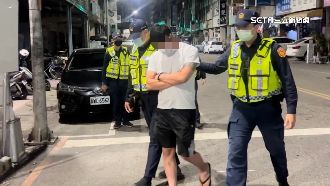 吵陪侍扔椅0600.