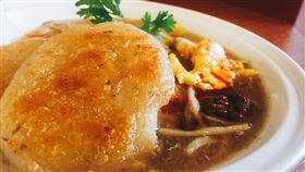 七誠米粿宣布無蛋可用，明天起公休3天。（圖／取自「七誠米粿」臉書）