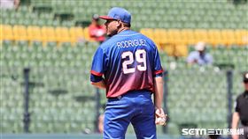 ▲世界棒球經典賽，古巴隊先發投手羅德里奎茲（Yariel Rodriguez）。（圖／記者劉彥池攝影）