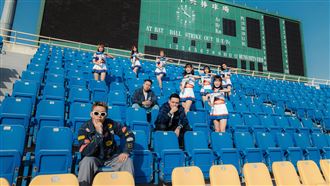 經典賽出現超大咖天團　玖壹壹辣尬啦啦隊