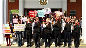 38婦女節！花縣警局溫馨送暖　最好的禮物：愛自己，圖／翻攝畫面