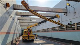 過港隧道,高雄,旗津,前鎮,限高架,肇事逃逸,貨車,洪正達