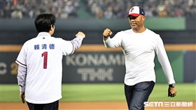 ▲世界棒球經典賽台灣對巴拿馬，李維拉（Mariano Rivera）擔任開球貴賓。（圖／記者劉彥池攝影）