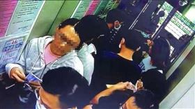 父子,雙屍案,懸案,賭債,智能障礙,測謊,房產,解約,保單,殺害,直系血親,罪證不足,阿嬤