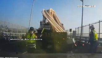 大貨車疑剎車失靈倒退　警邊跑邊尖叫逃命