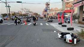 彰化市金馬路，驚悚連環撞，毒駕，失控追撞7車，機車騎士，1命危(圖／翻攝畫面)