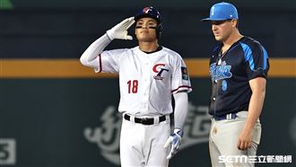 又是擊敗一票球星　張育成榮獲最佳一壘手