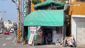 透天厝拆剩2坪！奇特紅豆餅攤成打卡街景