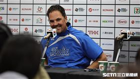 ▲世界棒球經典賽A組預賽，義大利總教練皮亞薩（Mike Piazza）出席賽後記者會。（圖／記者劉彥池攝影）