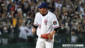 ▲世界棒球經典賽A組預賽，台灣隊終結者宋家豪抓下最後1個出局數怒吼。（圖／記者劉彥池攝影）