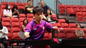 WTT大滿貫賽力挫對手  馮翊新晉級男單32強WTT新加坡大滿貫賽會內賽11日開打，馮翊新（圖）在男單首輪比賽以3比1擊敗克羅埃西亞選手普卡爾（Tomislav Pucar），晉級32強。中央社記者侯姿瑩新加坡攝  112年3月11日