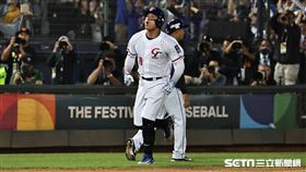 ▲世界棒球經典賽A組預賽，台灣對荷蘭，台灣隊張育成2局下轟滿貫全壘打，台灣以5：1領先。（圖／記者劉彥池攝影）