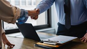 上班族,房仲,業務。（圖／pexels）