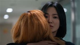 ▲文同珢的惡夢媽媽，將成朴涎鎮新「電棒捲」來反抗復仇。（圖／Netflix提供）