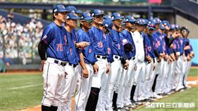 世界棒球經典賽A組預賽台灣對古巴，台灣隊全力搶勝爭分組第一前進東京。（圖／記者劉彥池攝影）