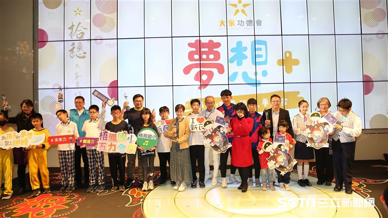 藍綠立委合體喊價助弱勢　一晚上入帳千萬