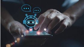 ▲ChatGPT的出現，幾乎所有行業都在考慮運用AI，而作為當前最火的生成式AI，ChatGPT仍不斷精進。（圖／CTWANT提供）