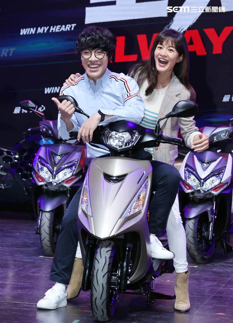 盧廣仲、Janet出席機車品牌發表會。（記者邱榮吉/攝影）