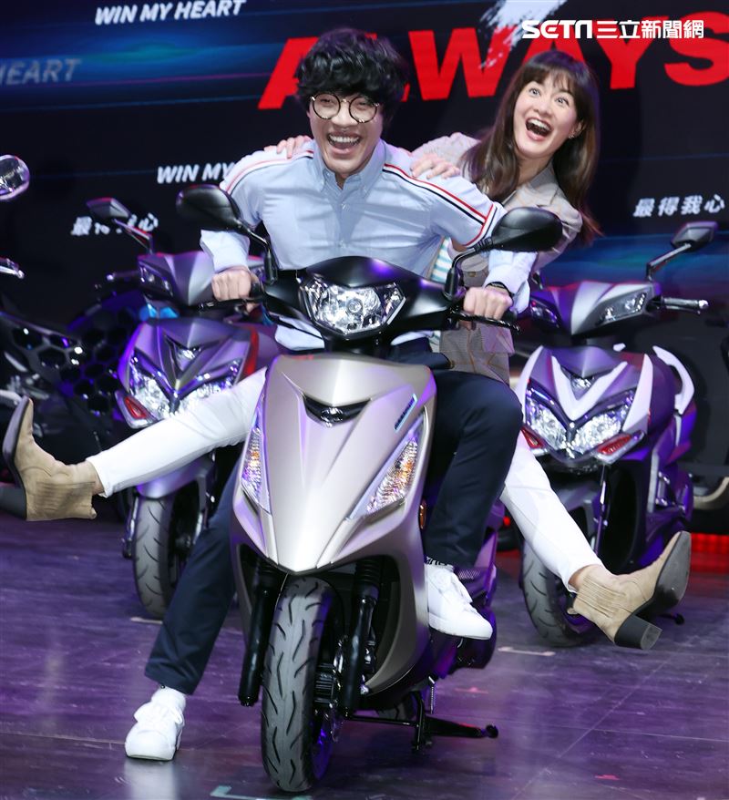 盧廣仲Janet出席機車品牌發表會