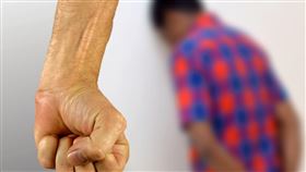 亂倫,母親,兒子,性交,日本,洪正達