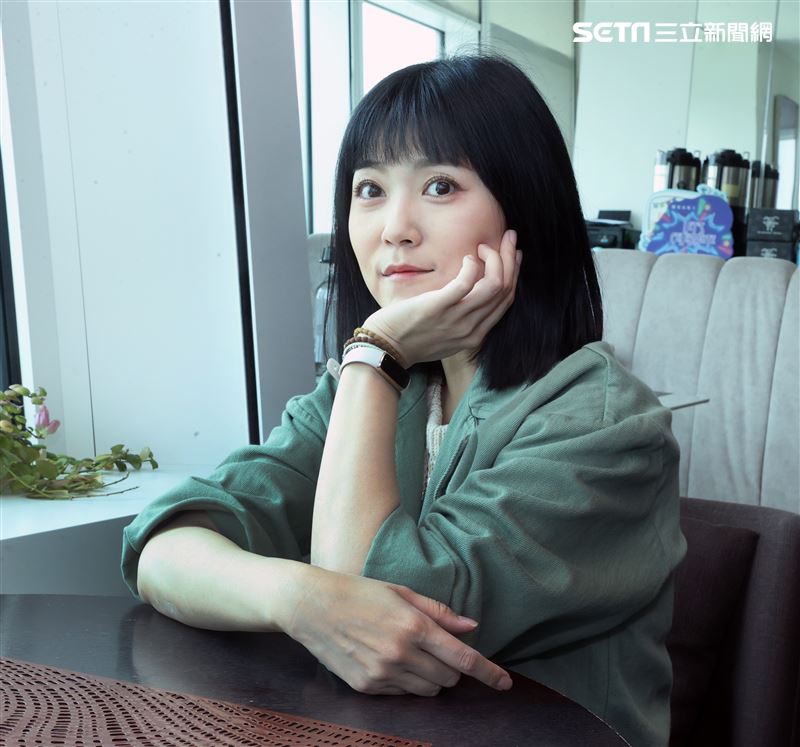 曹雅雯三立新聞網專訪＋小記者直擊。（記者邱榮吉/攝影）