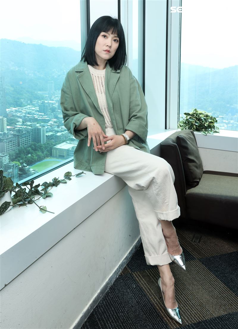 曹雅雯三立新聞網專訪＋小記者直擊。（記者邱榮吉/攝影）