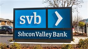 美國矽谷銀行（Silicon Valley Bank
https://www.facebook.com/photo/?fbid=747610173394859&set=a.399662008189679