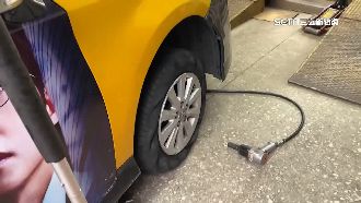 為省2千元！計程車運將「爆胎硬開7公里」