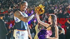 桃園雲豹,啦啦隊,電豹女,Wendy,反骨男孩,孫生,魔獸,霍華德,Dwight Howard,懷孕