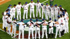 經典賽A組預賽台灣隊第2戰  選手集氣世界棒球經典賽（WBC）A組預賽持續進行，10日晚間在台中洲際棒球場由地主台灣隊出戰義大利隊，台灣隊賽前圍圈彼此集氣加油。中央社  112年3月10日